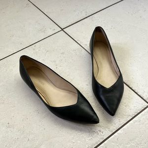 Marc Fisher Black dress flats